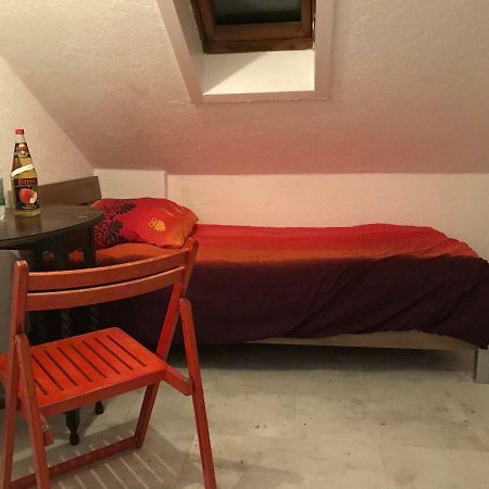 Cozy Room In Лудвигсбург Екстериор снимка